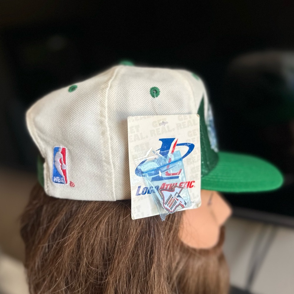 Dallas Mavericks Shark-tooth SnapBack - Picture 3 of 7
